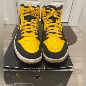 Air Jordan Beginning Moments Pack 1/1 - New Love Yellow